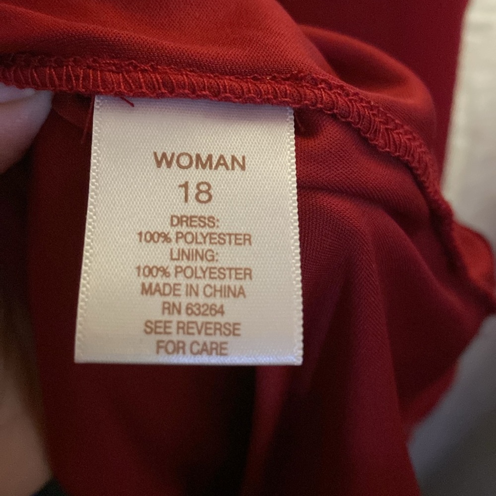Sleeveless formal dress - Picture 5 of 7